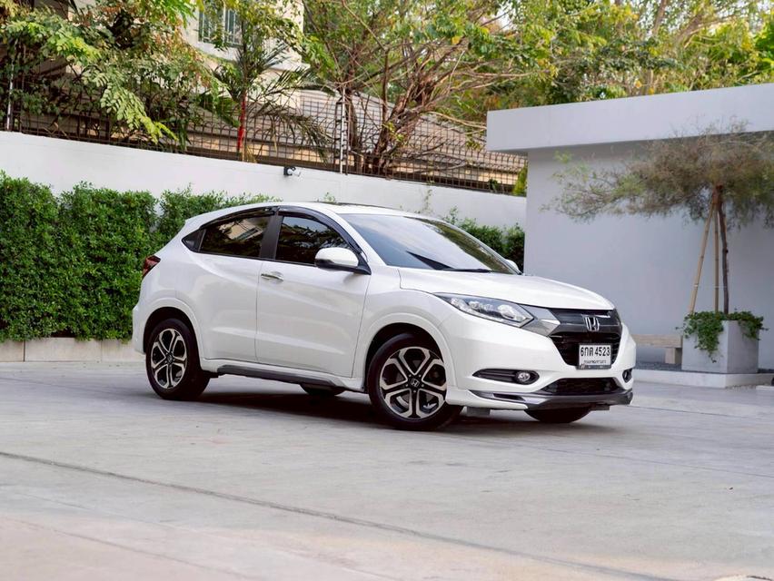 Honda HR-V 1.8 EL ปี 2017 ♨️ ประกันเครื่องเกียร์3ปี3หมื่นkm ♨️