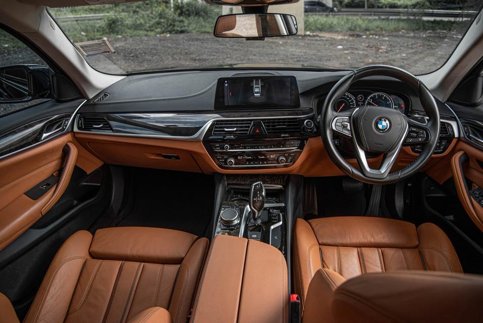 BMW 520d Sport 2.0 G30 AT 2018 โทร.0922639576 เอ๋ พร้อมขับ รูปที่ 8