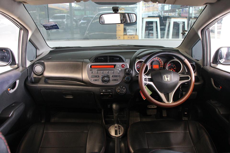 รหัสรถ TKG790 📌HONDA JAZZ 1.5 S ปี 2012