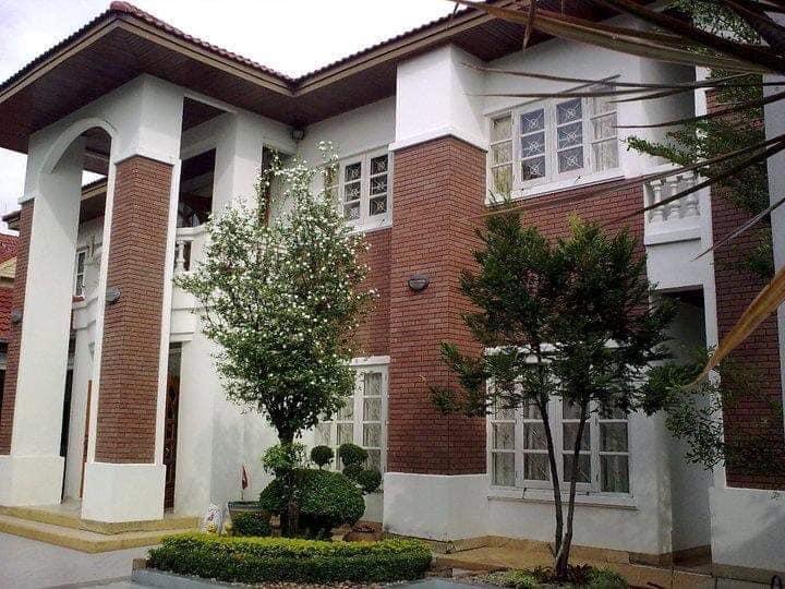 บ้านเดี่ยวสีวลี รังสิต2 หลังใหญ่สวยคลาสสิค 2