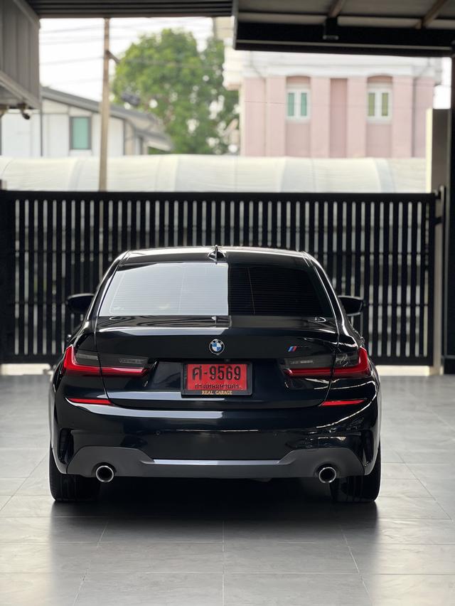 BMW 320d M Sport 12