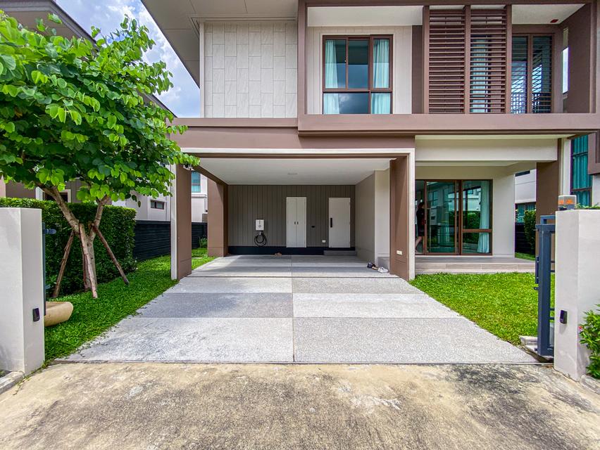 ขายบ้านเดี่ยวราคาดีที่สุด ขนาด 196 ตร.ม. 4 นอน 4 น้ำ เจ้าของลดด่วน 1.6 ล้าน! เหลือเพียง 17.9 ล้านบาท! 2