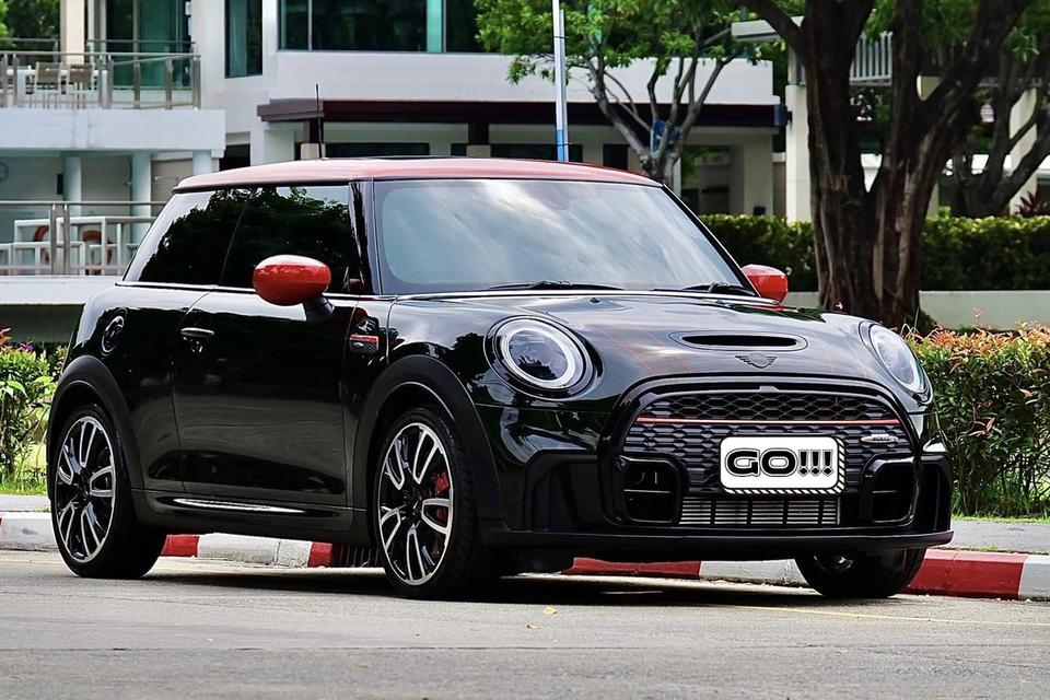 Mini F56 LCI #2 John Cooper Work