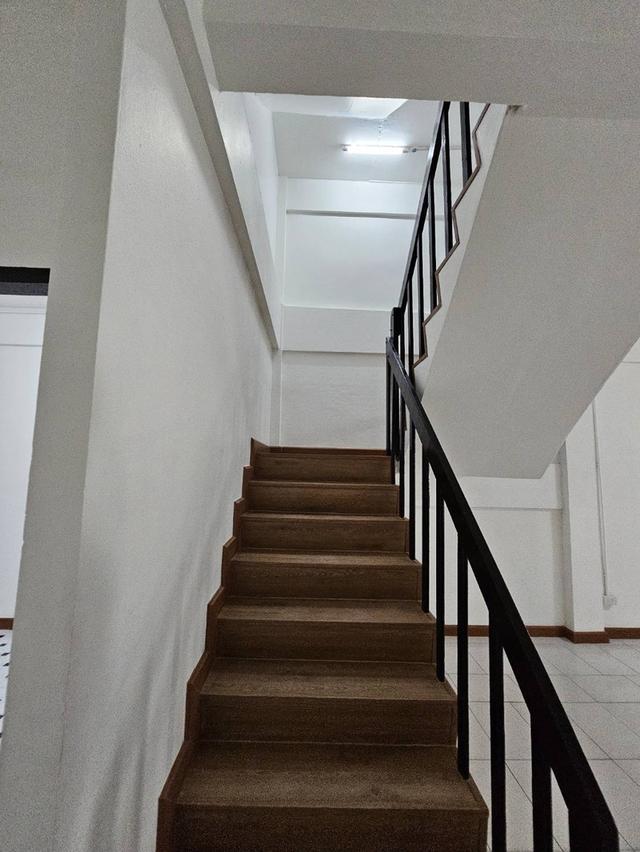 ให้เช่า-บ้านทาวน์เฮ้าส์ 3 ชั้น ทำเลพัฒนาการ 6