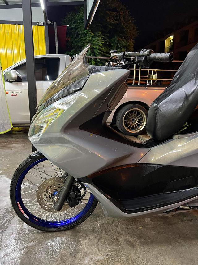 Honda pcx 150 ปี 2017 เครื่องแน่นๆสภาพดีมาก สีสวย