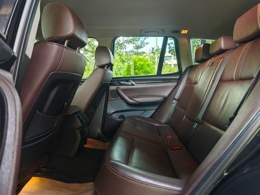 BMW X3 xDrive20d Highline F25 ปีคศ. 2016 รูปที่ 13