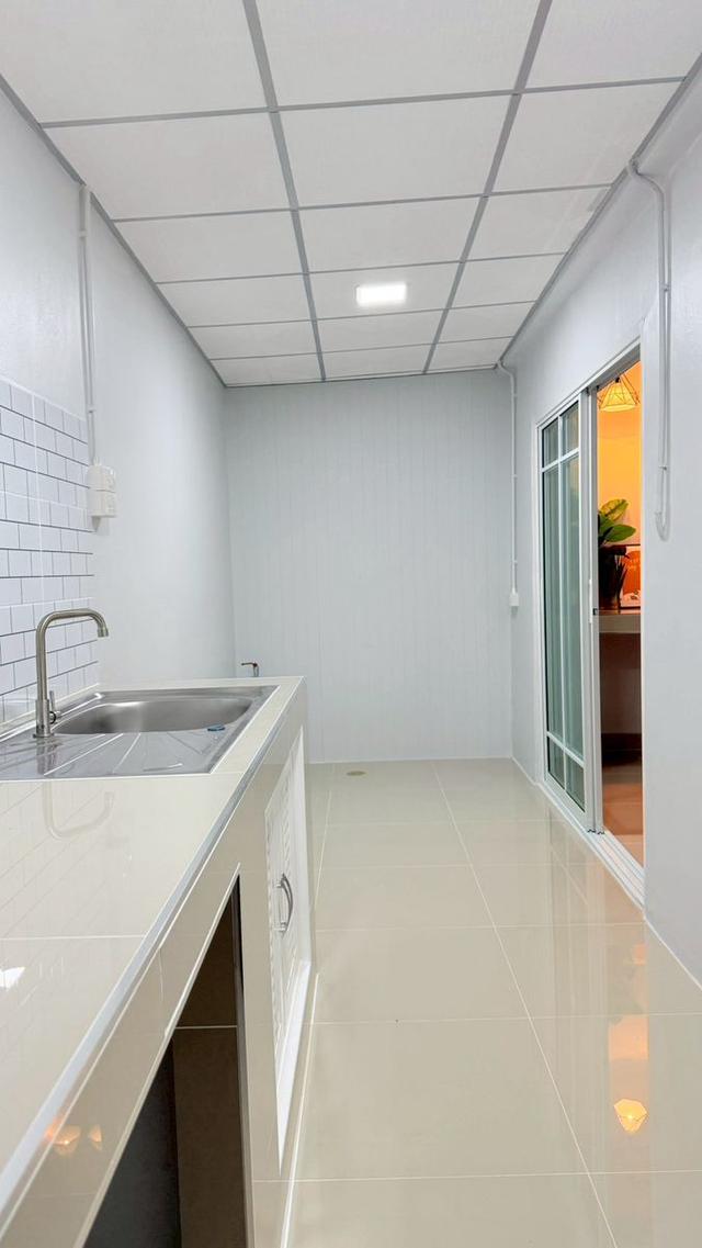 หมู่บ้านพฤกษา3 ถนนวัดลาดปลาดุก บางบัวทองทาวน์เฮาส์ 2 ชั้น ตกแต่งใหม่พร้อมอยู่ มีระเบียงด้านหน้า 17