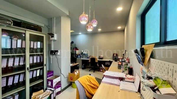 ทาวน์โฮม 3 ชั้น บ้านกลางเมือง รัตนาธิเบศร์ หลังมุม ราคาถูก 7