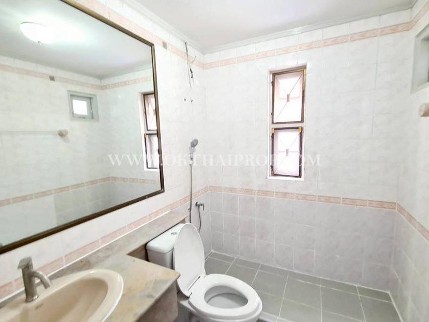 ทาวน์เฮ้าส์ หมู่บ้านลุมพินี บางบัวทอง ใกล้รถไฟฟ้าสายสีม่วง นนทบุรี 16