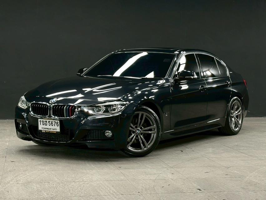 BMW 330e m sport ปี 2017