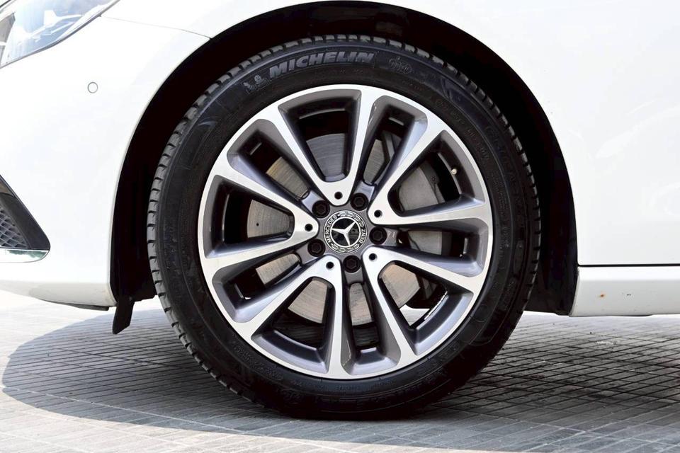 Mecedez Benz E300e PluginHybrid รูปที่ 18