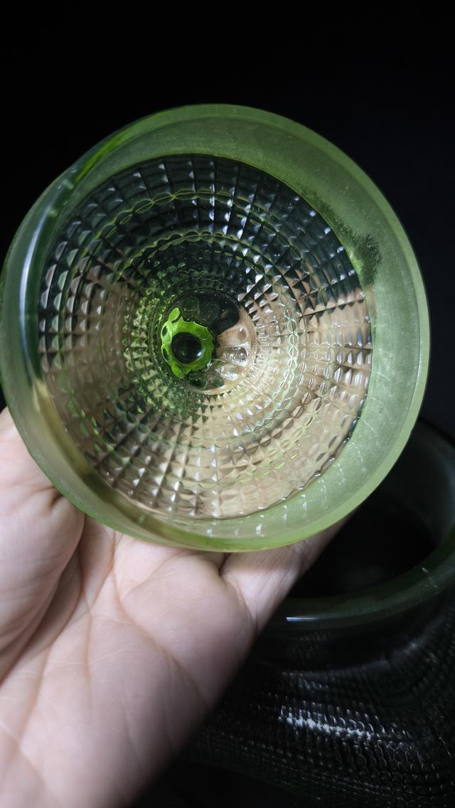 โหลแก้วยูเรเนียม Uranium glass รูปที่ 12