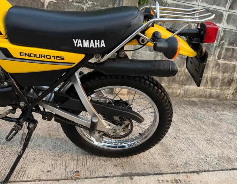 Yamaha DT125 สีเหลืองมือสอง 5