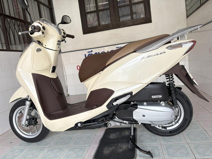 Lead125 2V สภาพใสกริ๊บ เครื่องดี ศูนย์ดี ชุดสีสวย ผ่อนได้ ไม่ต้องค้ำ จัดส่งได้ทั่วไทย มีเก็บปลายทาง วิ่ง8000 ปลายปี64 7