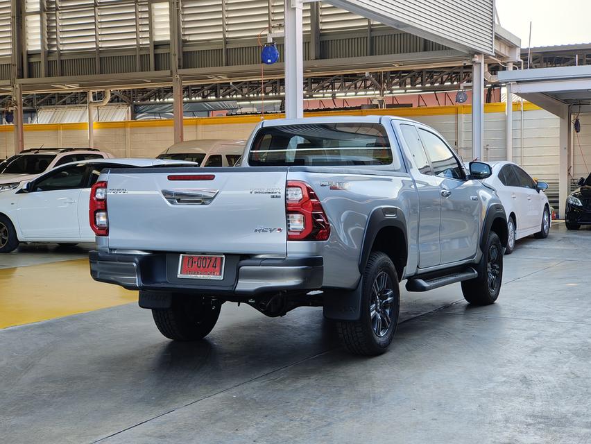 Toyota Revo 2.4 Entry Prerunner Smart Cab AT ปี 2024 รูปที่ 3