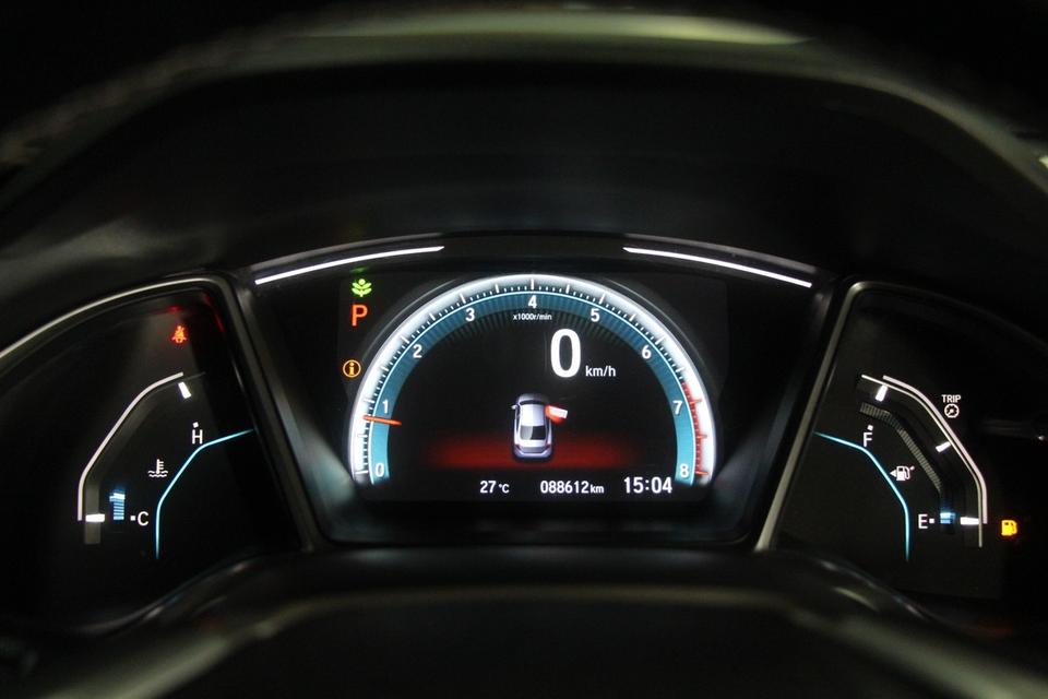 รหัสรถ TKG7759 HONDA CIVIC 1.8 EL ปี 2018 8