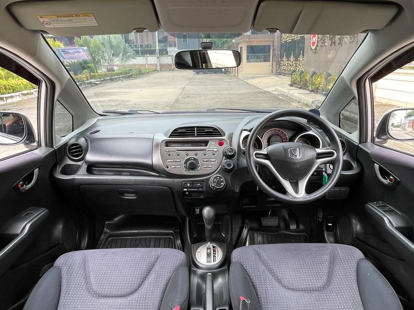 รหัสรถ DWC3291 HONDA JAZZ 1.5 S (โฉมGE) ปี 2010 เกียร์AUTO 10