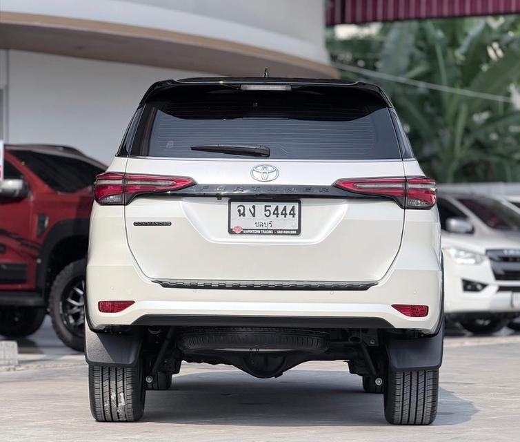 Toyota Fortuner 2.4Commander ปี22 รูปที่ 5