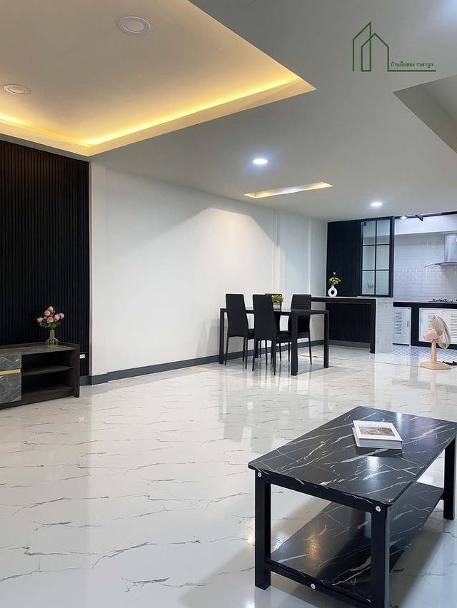 ทาวน์เฮาส์ 2 ชั้น บ้านบดินทรรักษา4 คู้บอน27 รามอินทรา พร้อมเฟอร์นิเจอร์ 5