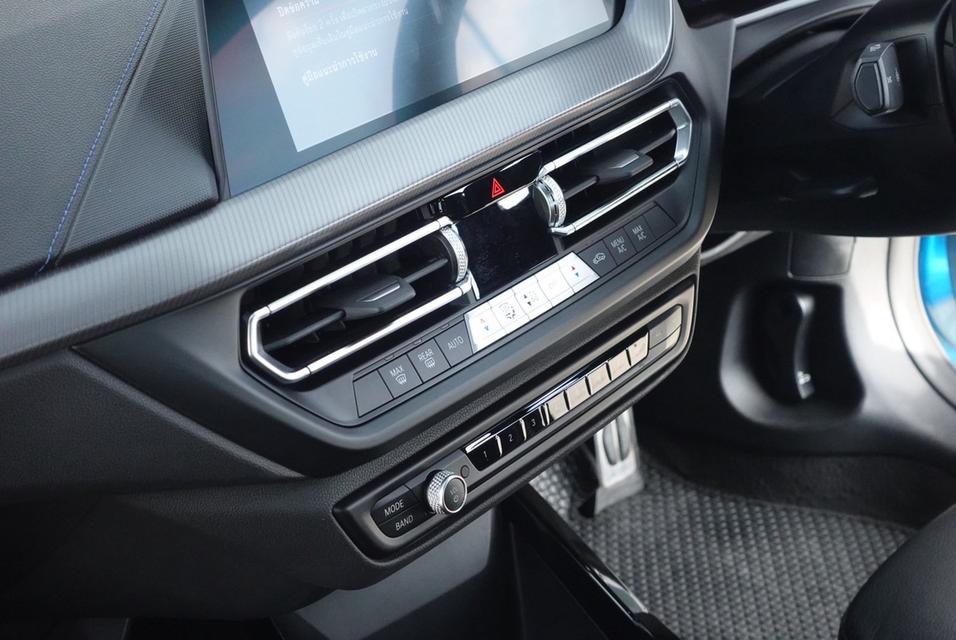 BMW 220i Coupe M Sport จดปี2023 คศ.2021 สีสวย มือเดียว รูปที่ 8