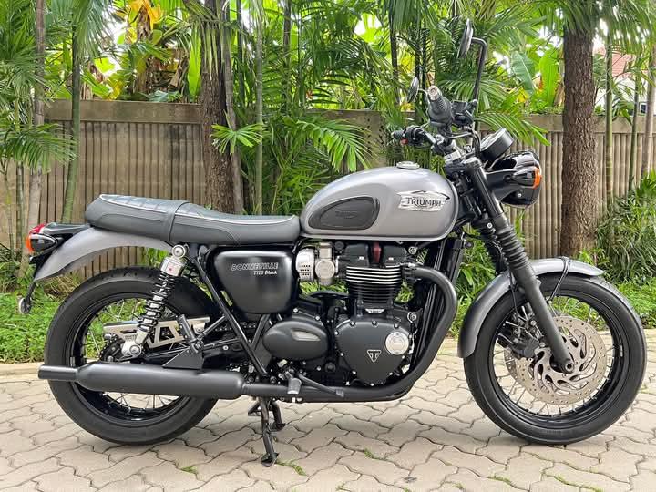 รีบขาย Triumph Bonneville T120