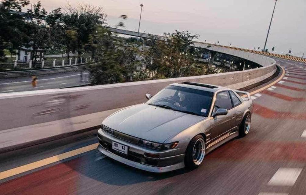 ขายรถยนต์ Nissan Silvia S13 แต่งหล่อจัดเต็ม 2