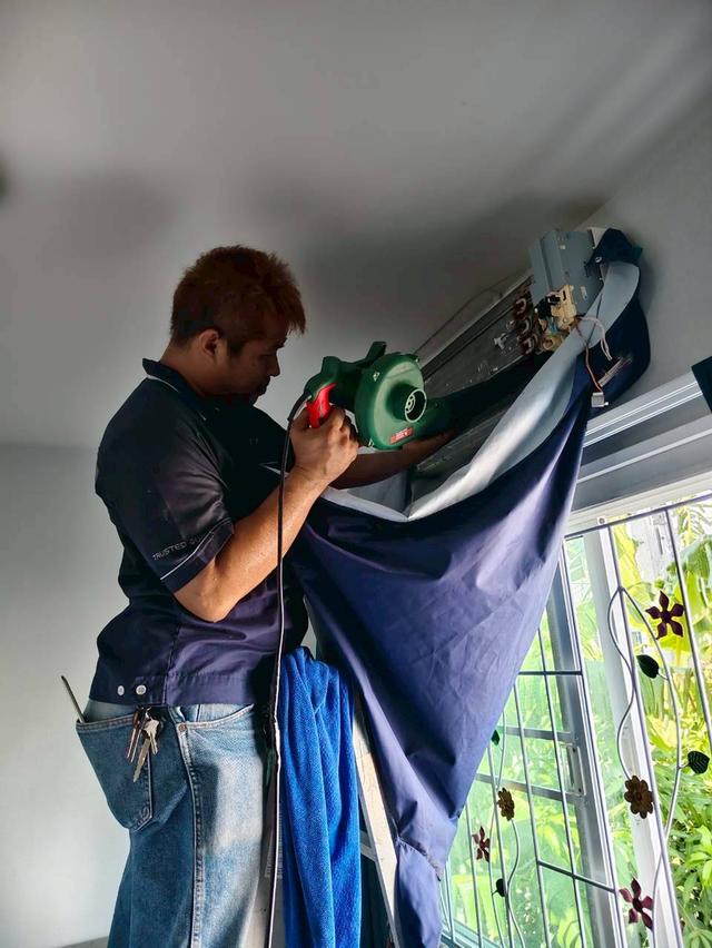 ช่างแอร์รามอินทรา นวมินทร์ 063-8895-489 ช่างพสิษฐ์ติดแอร์ล้างแอร์ย้ายแอร์ซ่อมแอร์บ้าน รูปที่ 3
