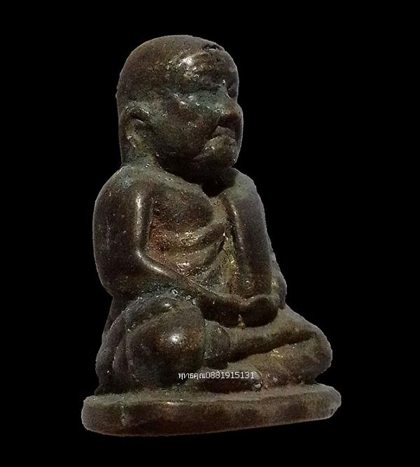 รูปหล่อหลวงพ่อเงิน วัดบางคลาน จ.พิจิตร