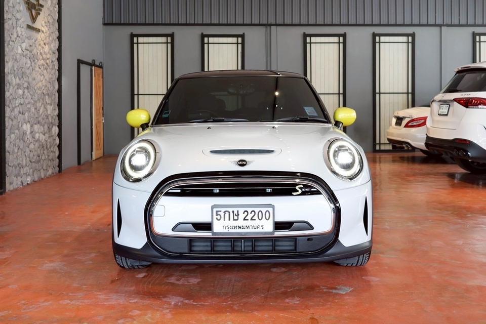 รหัสรถ MMA2200 MINI Cooper SE LCI ปี 2021 วิ่ง 23,XXX KM. สี White Silver มือเดียว