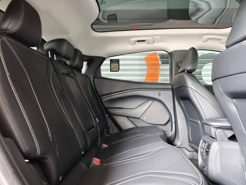 รถเข้าใหม่! Ford Mustang Mach-E Premium SUV ป้ายแดง 10