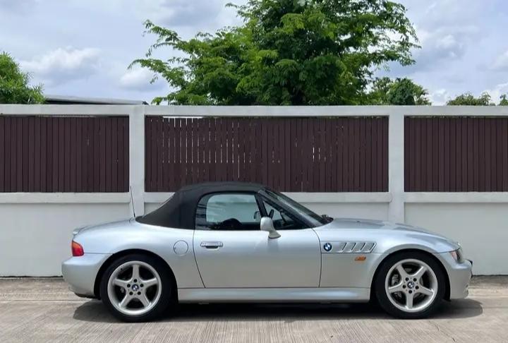 1997 BMW Z3 Convertible 5