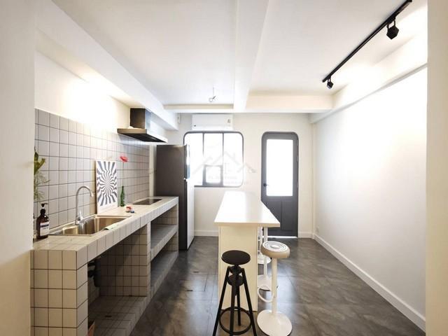 ให้เช่า ขาย ทาวน์เฮาส์ 2 ชั้น ซอยโชคชัย 4 ซอย 55 รีโนเวทใหม่ Fully Furnished พร้อมอยู่ 12