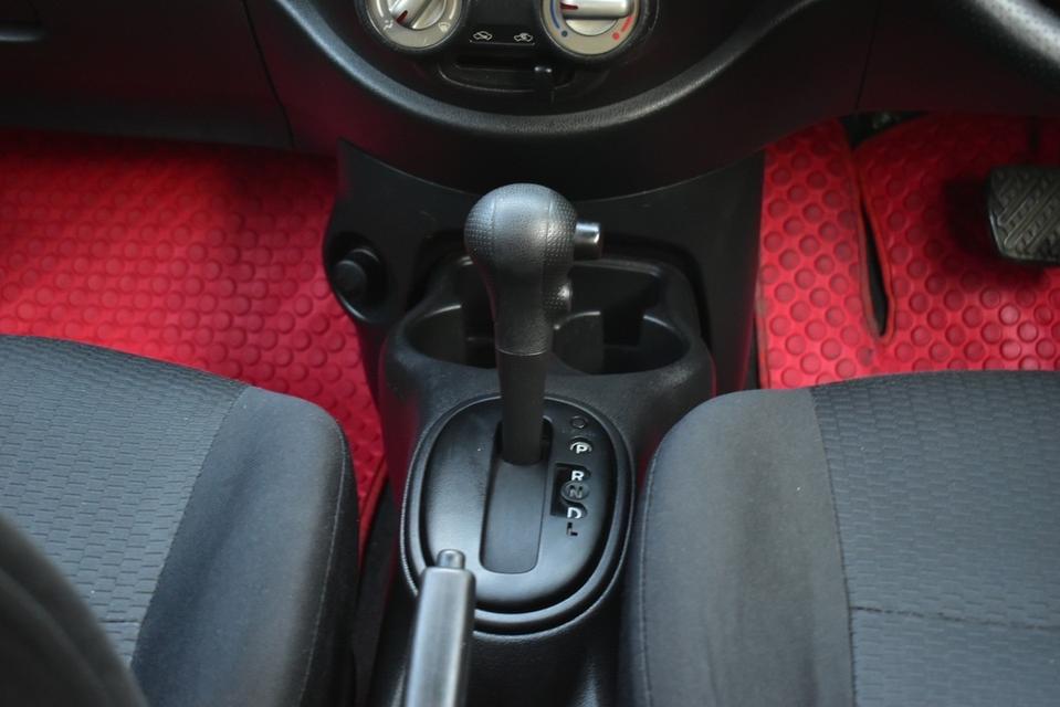Nissan March 1.2EL ปี2012 สีดำ ออโต้ เบนซิน 13