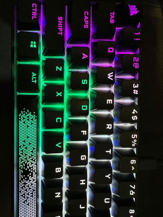 คีย์บอร์ด Corsair K65 RGB Mini 4