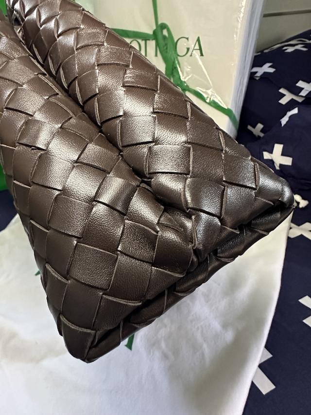 รุ่น -Bottega Veneta Andiamo Medium Shoulder Bag 3