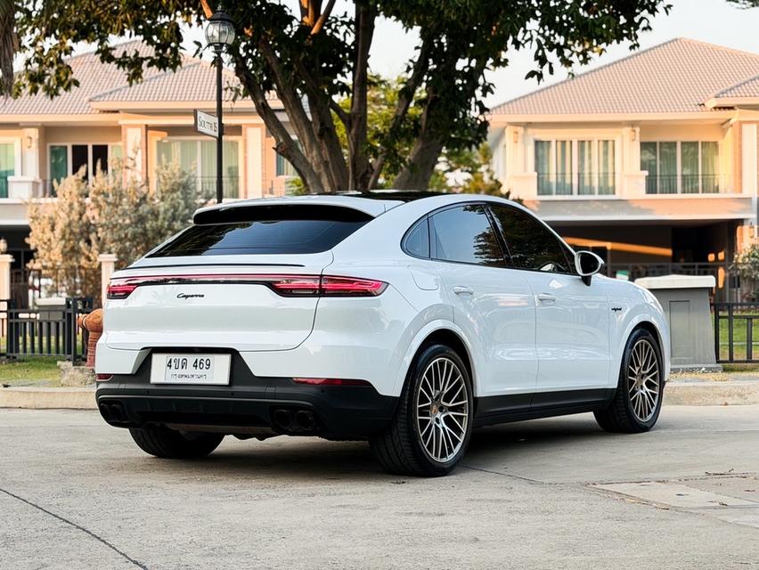 รหัสรถ AVA459 🌟 Porsche Cayenne e-hybrid Coupe ปี 2023 Platinum Edition รูปที่ 4