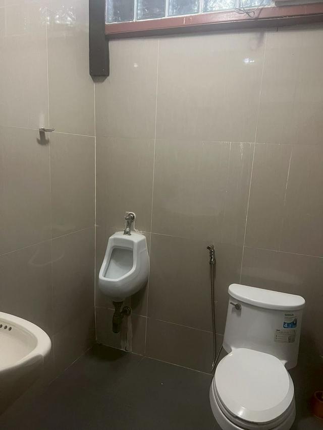 ขายสำนักงาน 3 ชั้น เนื้อที่ 63.6 ตร.วา  โครงการเสริมสิริ ถนนพระยาสุเรนทร์ (ซอย รามอินทรา 109) แขวงบางชัน เขตคลองสามวา กรุงเทพฯ 16