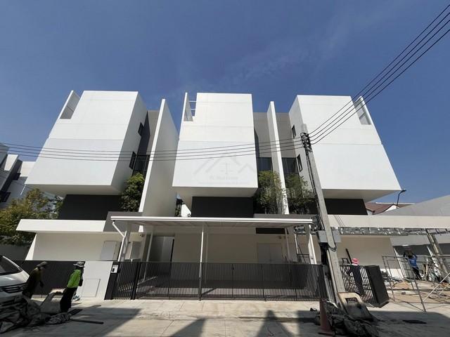 ให้เช่าบ้านแฝดบ้านใหม่ 3.5 ชั้น ARKIN VIBHAVADI (อาคิน วิภาวดี 84) บ้านใหม่ ใกล้สนามบินดอนเมือง 1