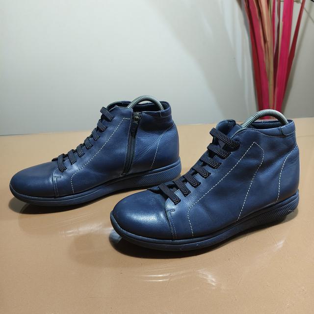 VainerMen's Healthy Genuine Leather Mid Top Shoes with Zipper📏 Size. 41 EUR  ‼️เหมาะสำหรับเท้า 25-26(26.5)cm‼️⭐⭐⭐⭐ Pre-owned Great Condition รูปที่ 4
