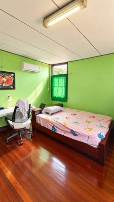 บ้าน 2 ชั้น พื้นที่กว้าง พร้อมอยู่  จอดรถสบาย ราคาน่าจับจอง ขายบ้านทำเลดี ใจกลางเมืองนครปฐม 4
