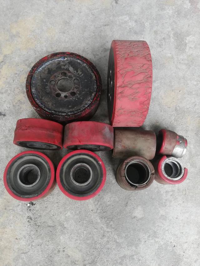 โพลียูริเทน หล่อล้อโพลียูริเทน ล้อForklift รูปที่ 5