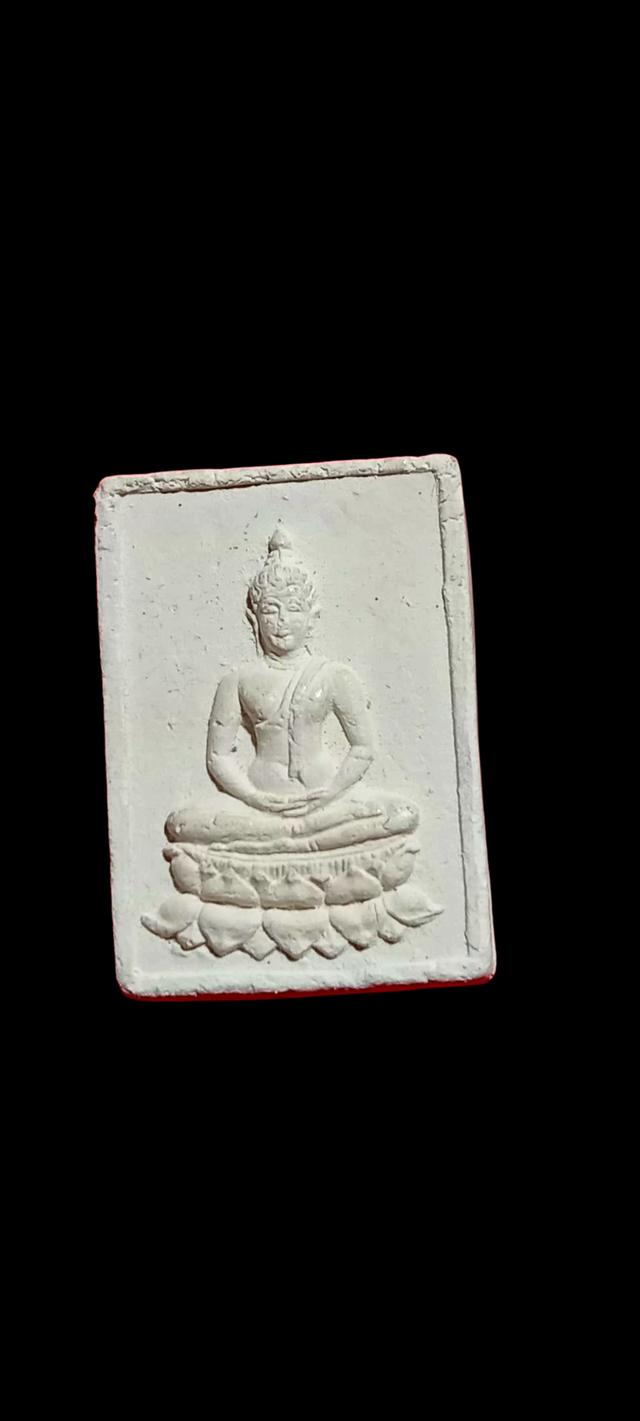 พระพุทธนั่งฐานบัววัดธรรมกาย