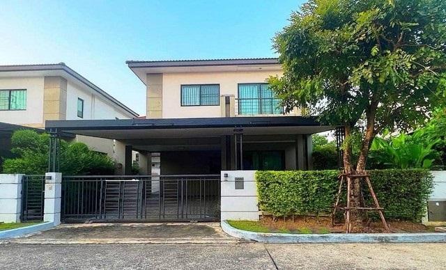 ขายบ้านเดี่ยว 2 ชั้น 53 ตรว. โครงการ เดอะ เซนโทร รามอินทรา 109 ซอยพระยาสุเรนท์ 21 , ใกล้ทางด่วน (รามอินทรา-อาจณรงค์), รถ 1