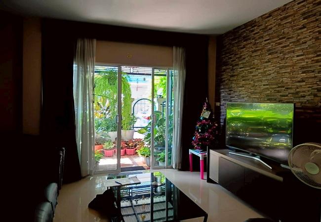 ขายบ้านแฝด หมู่บ้านหงส์ประยูร 3 ซอยเทศบาล 4 ถนนรัตนาธิเบศร์ อำเภอบางบัวทอง นนทบุรี 4