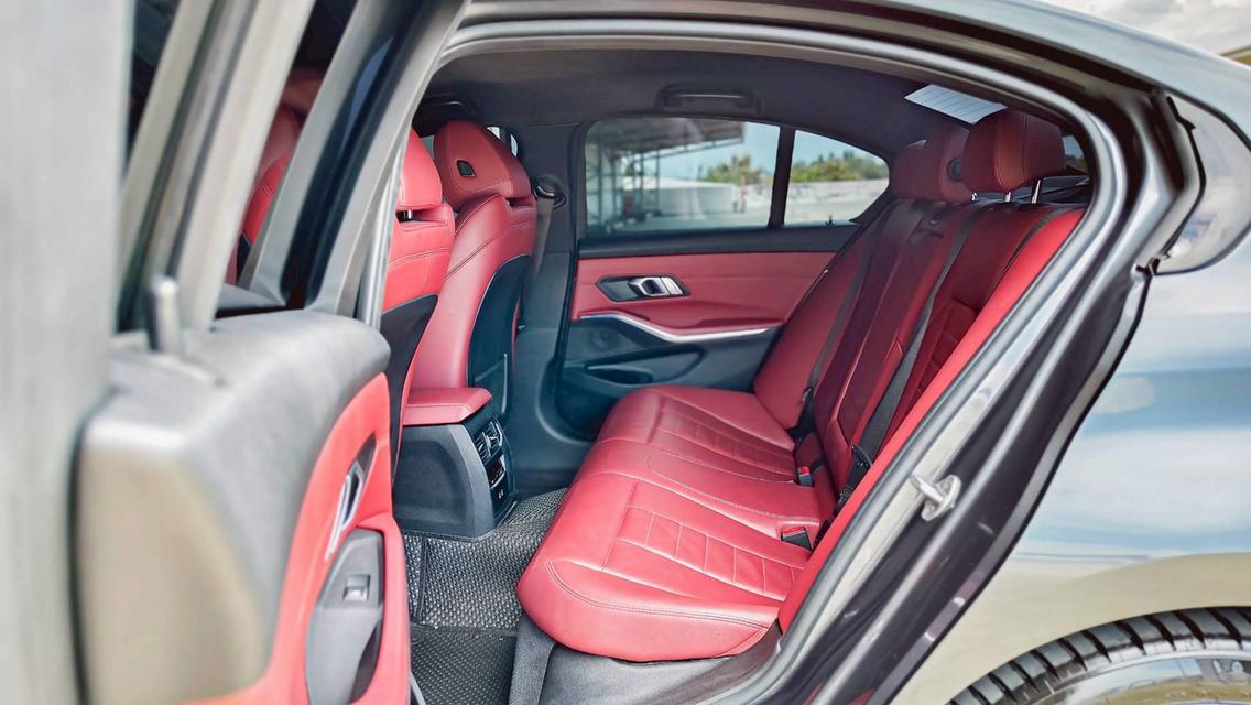 BMW 320d Msport ปี21จด22 14