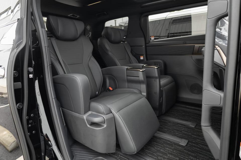 TOYOTA ALPHARD  Z-PREMIER  40 BLACK 7