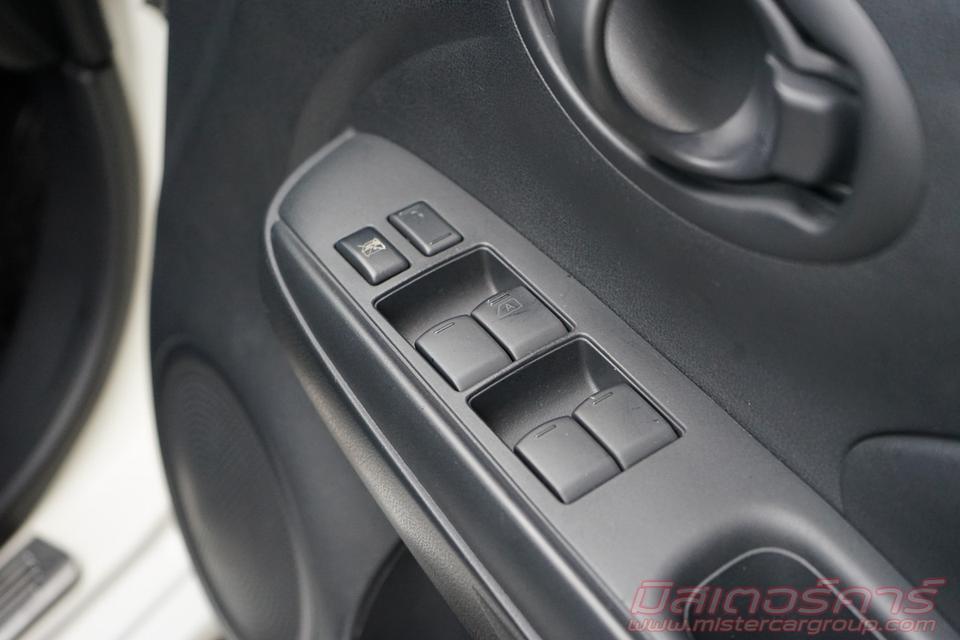 2014  NISSAN ALMERA 1.2 E  ( 1451 ) 16