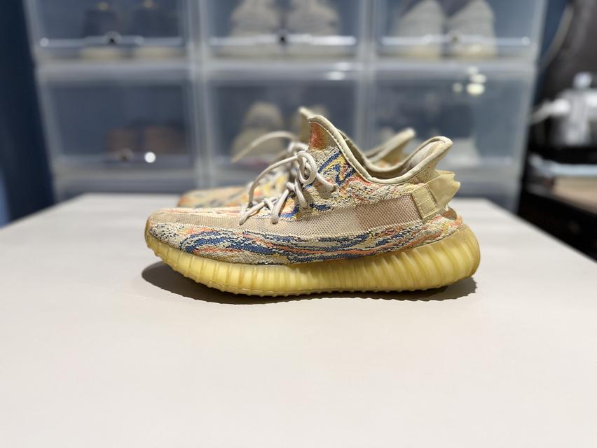 adidas Yeezy boost 350 V2MX Out