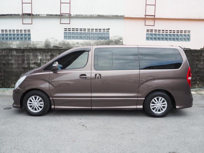 HYUNDAI H1 ELITE ปี 2015