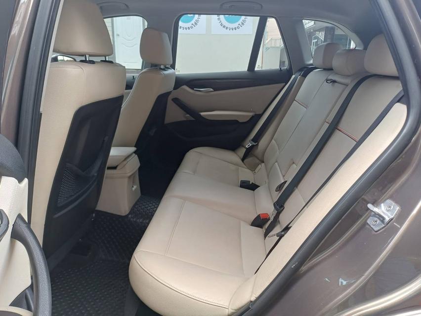 ปี2014 BMW X1 MINORCHANGE TOP เบนซินล้วน พวงมาลัยเบาแล้ว 13